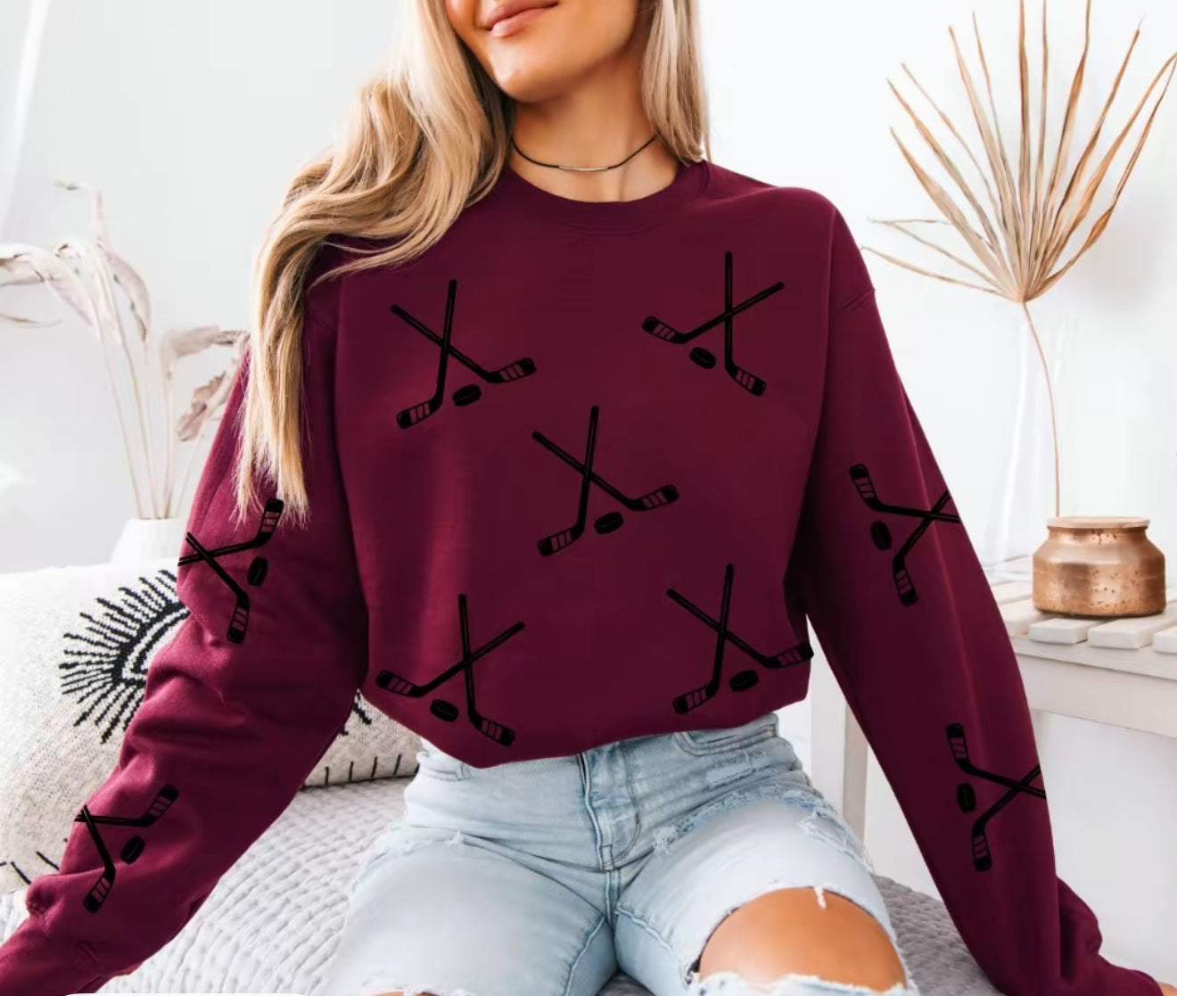 Hockey Lover Crewneck | Cozy Winter Sweatshirt with Hockey Stick Pattern