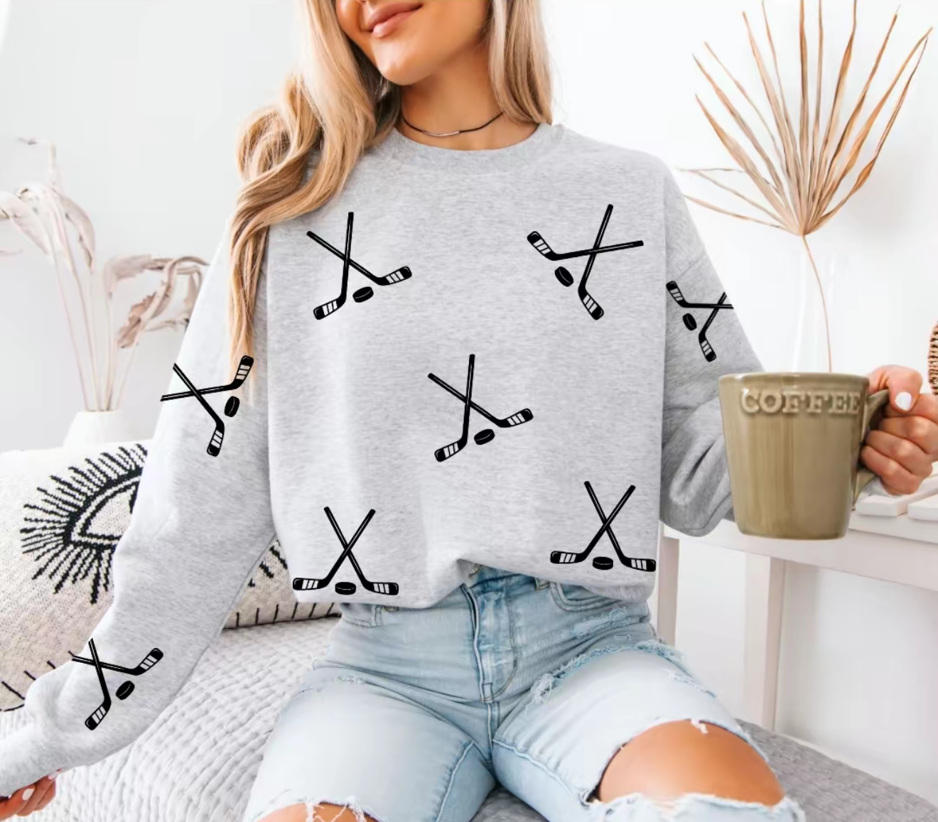 Hockey Lover Crewneck | Cozy Winter Sweatshirt with Hockey Stick Pattern