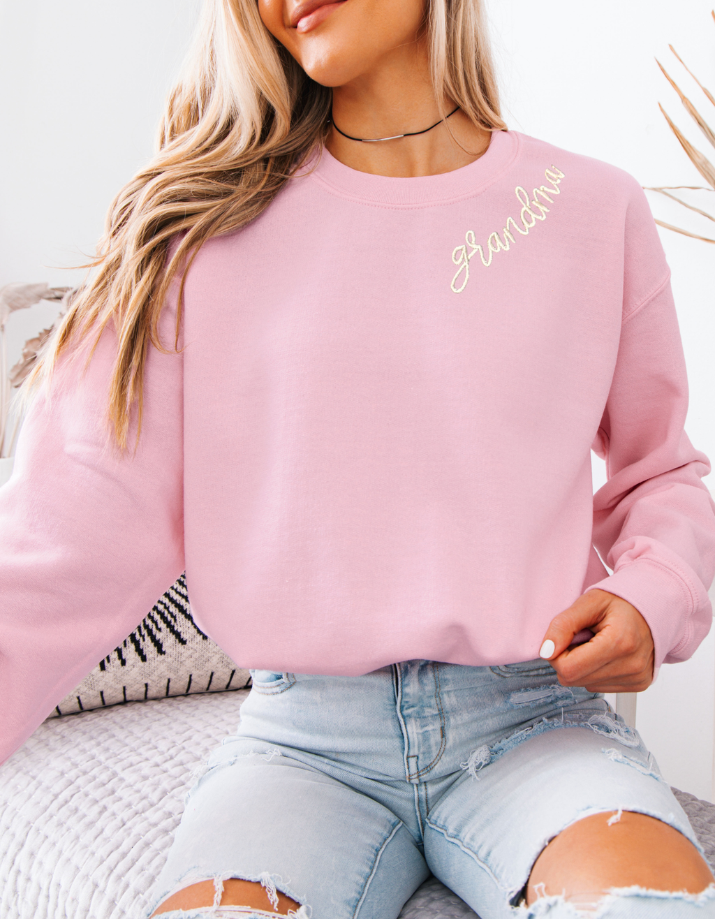 Grandma Embroidered Crewneck Sweatshirt – Personalized Script Embroidery Gift