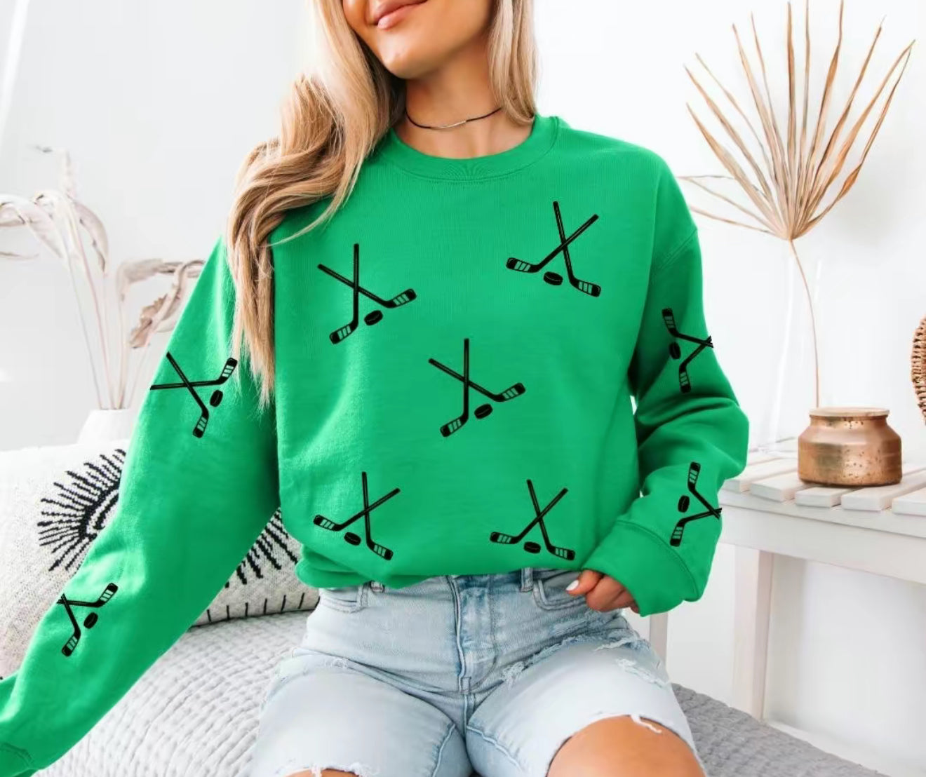 Hockey Sweatshirt – Game Day Pullover, Grey Crewneck with Hockey Stick & Puck Print for Women